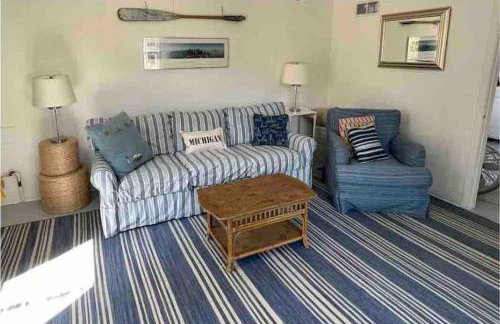 Cottage Apartment by Lake MI w private Hot Tub! - Foto 4