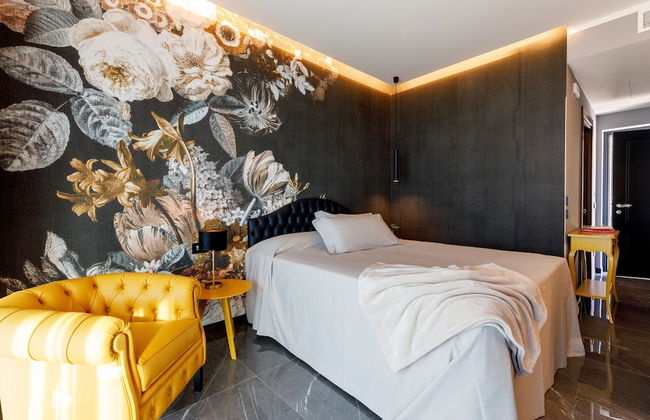 Hotel DeVille - Photo 19