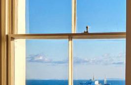 Ocean Whisper - 2 Bedroom Sea Front Apartment - Foto 40