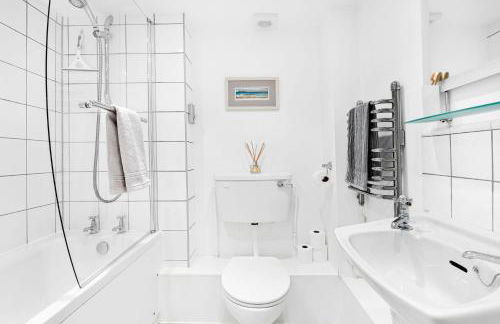 Curlew Cottage - Character Cottage with Superb River Views - Foto 15