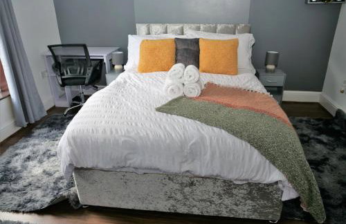 Comfortable Home From Home Bolton Central - Sleeps - 10 - Foto 17