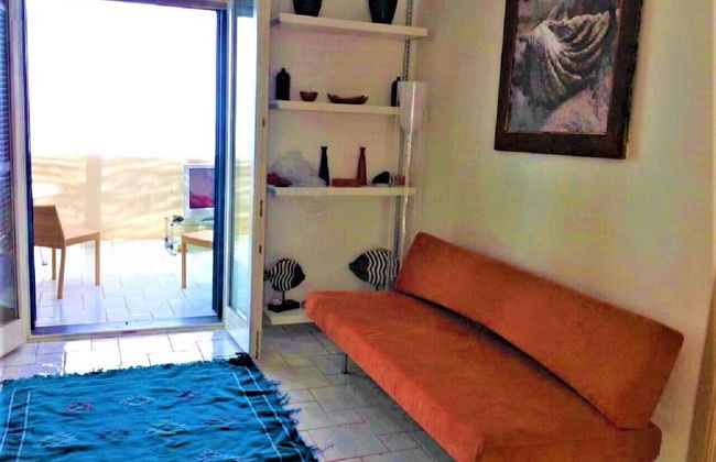 Seafront Apartment - Beach in front - Foto 7