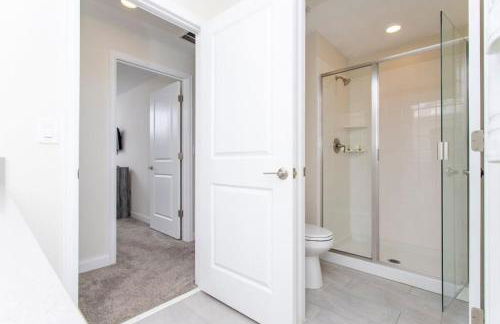 Luxurious Décor 4 Bd w/ Pool Close to Disney 4820 - Photo 80