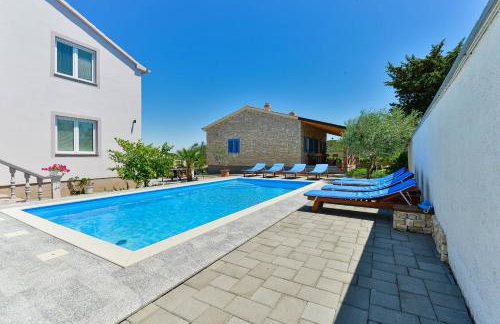 Family-friendly apartments with swimming pool Zadar - 18098 - Foto 3
