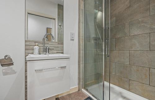 Spacious Central Leeds Flat - Sleeps 8 - City Centre - Foto 25