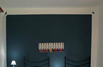 Tinas yellow home - Photo 3