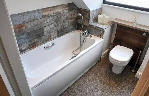 Queensgate Holiday Cottage Beverley with Parking - Foto 8