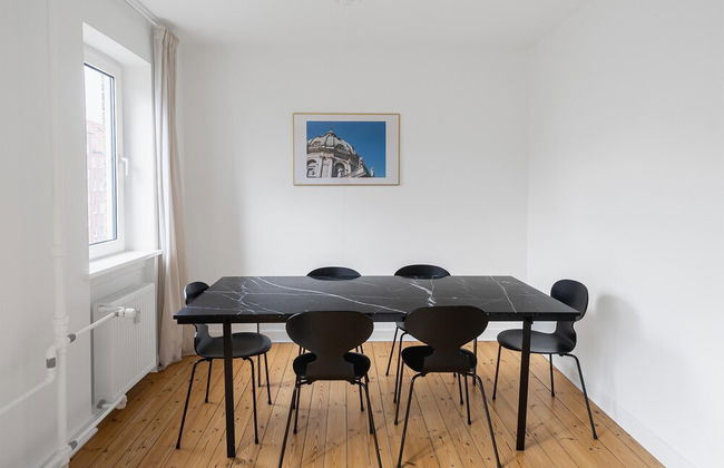 Refurbished 1-bed Close to Metro and Airport - Foto 5