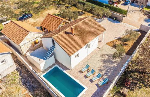 MY DALMATIA - Holiday home Barba with private heated pool - Foto 1