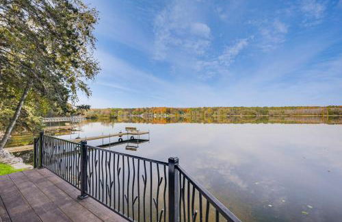 Waters Edge Retreat on Butternut Lake! - Foto 18