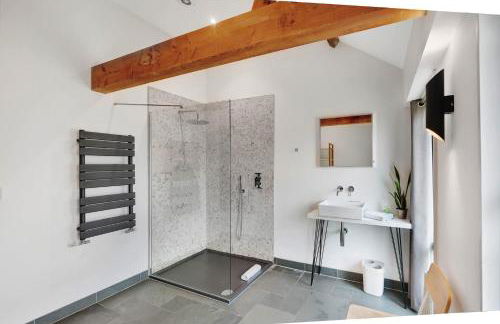 Seven Space - Willow Barn, Hot Tub & Scenic Rural Retreat - Photo 12