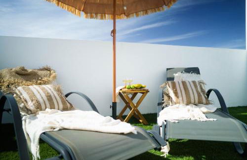 Emerald Suite Plaza - Photo 33