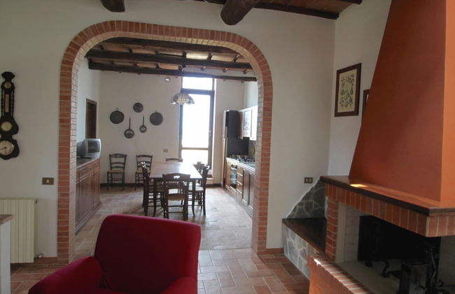 Spacious Tuscan Farmhouse - Foto 11