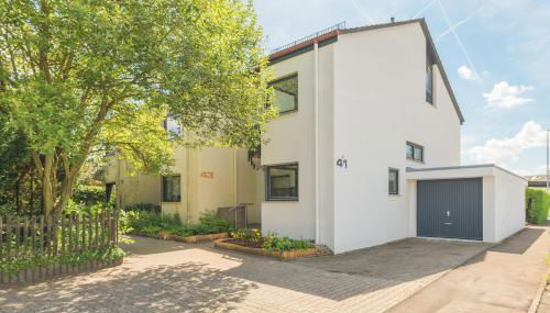 K41 I Ruhiges Haus mit Garten für 8 Personen I Nähe Messe & A81 Stuttgart - Foto 1