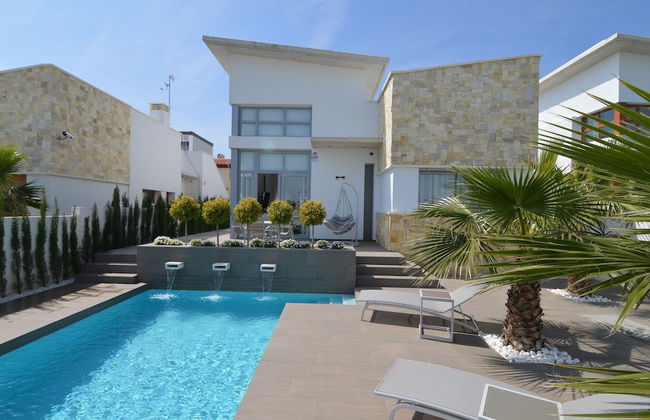 Villa With Garden & Roof Deck - Foto 1