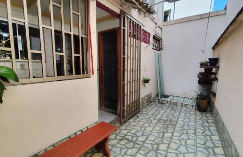 Casa com suítes privativas - Localização no centro, perto de serviços e pontos turísticos - Foto 22