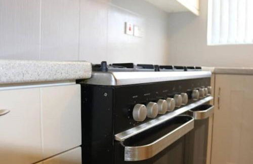 LARGE 12 Guests 5 Bedroom House in Birmingham City Centre - Foto 24