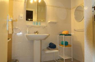 Idéal , Plein centre-ville tout confort - Photo 13