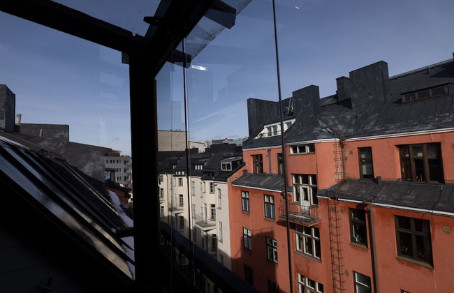 2ndhomes 2-Story Penthouse w Balcony - Foto 26