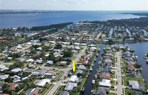 Renovated Modern Home with Big Pool & Ocean Access - Foto 18