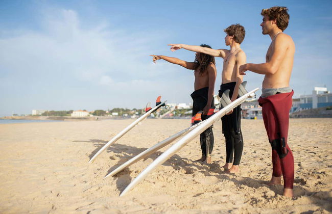 Curso de surf en la playa de Carcavelos - Foto 6
