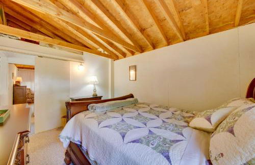 Rustic Retreat Across from Lake Family Friendly! - Foto 15