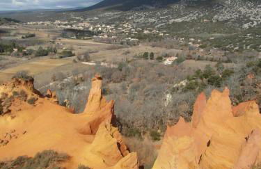 Maison de vacances avec piscine privative, Oustau des Oliviers vue dominante Colorado provençal - Foto 33