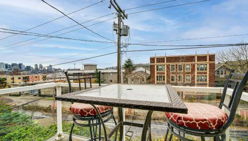 4 Mi to Lumen Field! Centrally Located Townhome - Foto 3