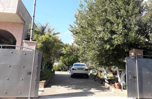 Villa Ioanneta - Close to sea, private parking, pet-friendly - Photo 3