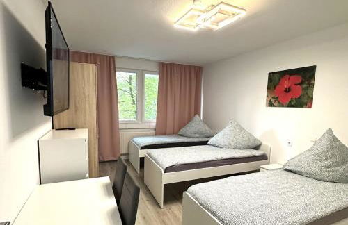 Apartments with Balcony in Krefeld - Foto 3