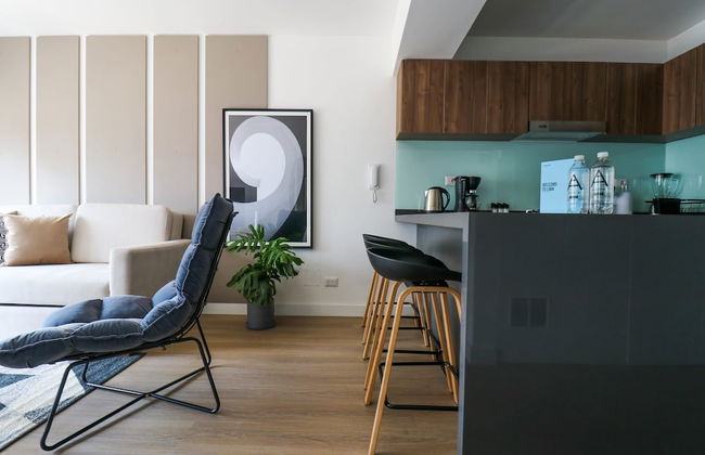 w Fascinating 1BR With Balcony in San Isidro - Foto 11