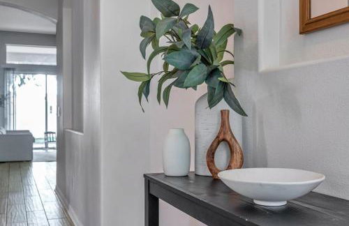 Large 5 bd home close to Beaches - Photo 51