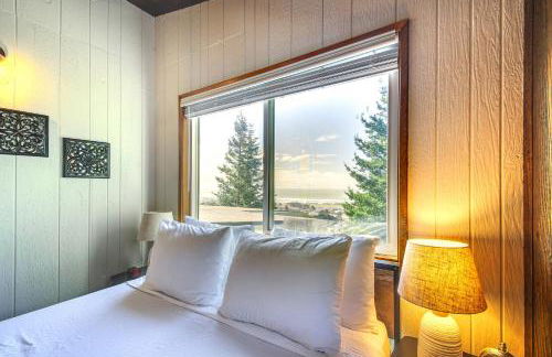 Ocean-View Oregon Coast Vacation Rental with Deck - Foto 15