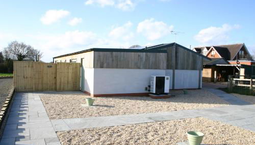 The Old Barn - Photo 2