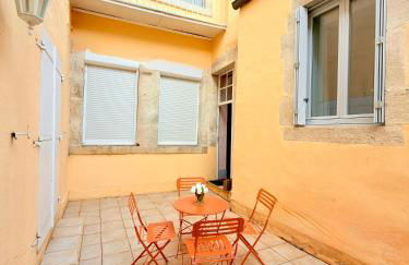 Le salon des voyageurs - Appartement au coeur du Centre Historique de Dole avec Terrasse - Foto 12