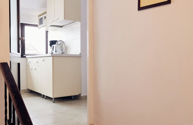 Modern Apartment - Photo 22