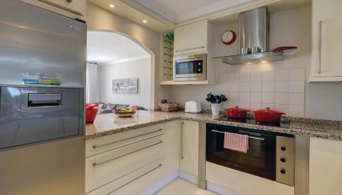 Private Villa, Heated Pool Puerto Banus Marbella - Foto 4, stove, dishwasher, toaster