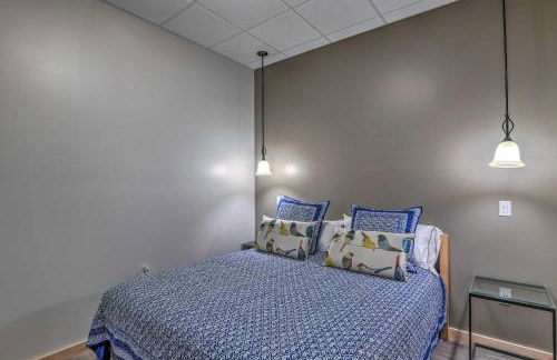 Modern Downtown Apt - Walk to Parks and Cafes! - Photo 14