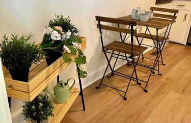 Beautiful Contemporary 2BDR - Foto 26