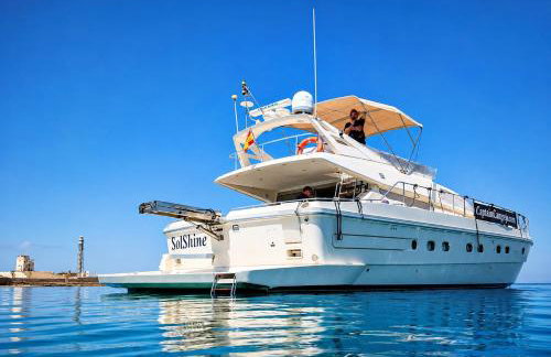 Captain Cangrejo Yacht - Photo 23