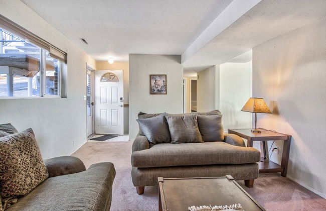 2BR Pikes Peak Views Garden of Gods Dog-friendly! - Photo 1