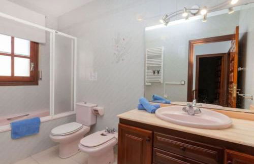 AMPLIO CHALET CON GRAN PISCINA - Foto 2