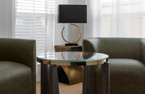 Spacious 5-bedroom villa in welcoming Burleson with WiFi, AC - Foto 14