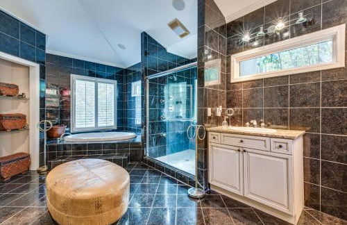 Theater Room and Gazebo Luxury Retreat in Ellenwood - Foto 17