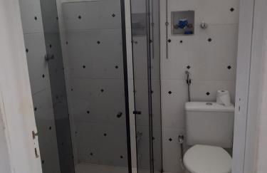 Suites e Kitnets praia Iriri - Foto 10