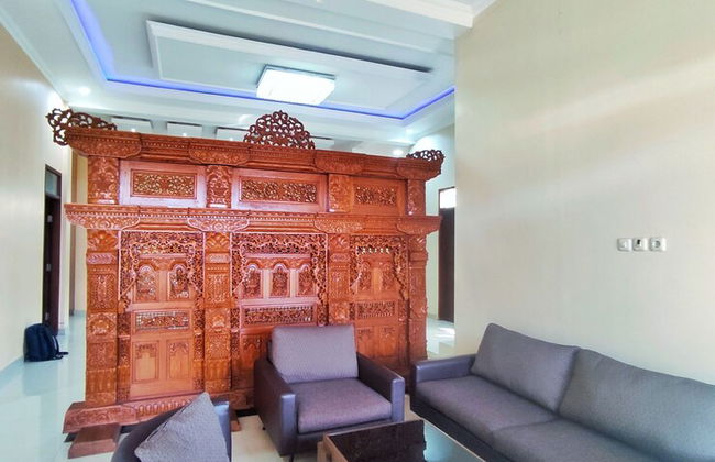 Homestay Semarang - Foto 30