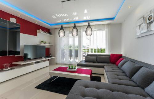 Vila Zatona Sunset with heated swimming pool - Photo 15