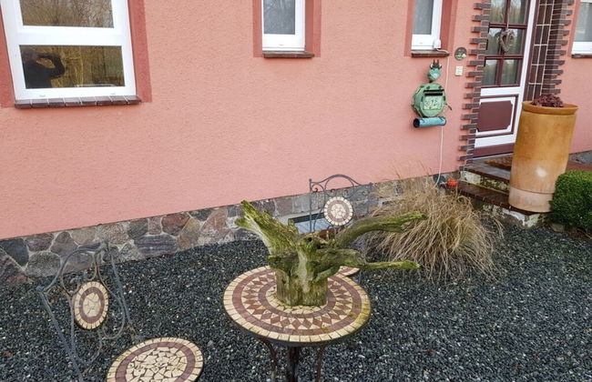 Swallow's Nest in the House by the Pond - Foto 8