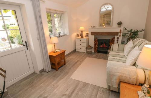 Little Cloud - Photo 5