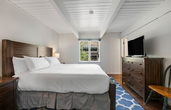 Château Chaumont by Snowmass Vacations - Photo 10